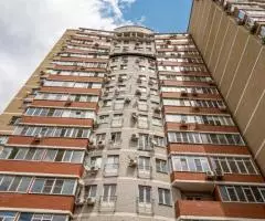 Большая квартира-студия с видом на озеро Карасун - 8