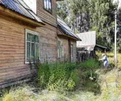 Бревенчатый дом на участке 1 гектар рядом с красивым озером - 7