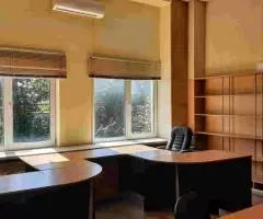 Нежилое офисное помещение 200 кв.м. с небольшим земельным участком в Пскове - 3