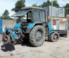 Трактор МТЗ 82, 4000 м/ч, отвал, щетка - 4