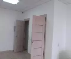 Офис 25 кв.м. в м-не Улитка - 2