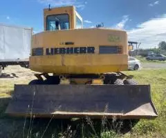 Колесник Liebherr 310, 12 т, доп. линии, 2 ковша - 4