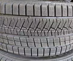 Новые зимние шины 315/35 R20 Triangle PL02