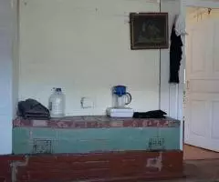 Большой бревенчатый дом неподалеку от красивого озера - 7