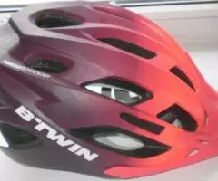 Велошлем B'TWIN 500 Декатлон. - 2