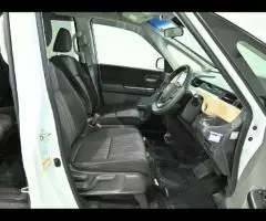 Минивэн гибрид 6 мест Honda Freed Hybrid кузов GB7 модификация G Honda Sensing гв 2018 - 6