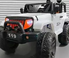 Электромобиль 119А 4x4 Белый