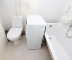 Стильная студия с ярким ремонтом - 6