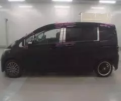 Минивэн 8 мест компактвэн Honda Freed кузов GB3 G Just Selection - 4