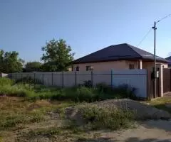 ст. Елизаветинская, НСТ «Надежда», на земельном участке 6 сот. расположен новый дом 118 кв.м. - 2