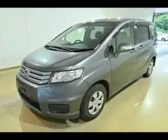 Минивэн компактвэн Honda Freed Spike кузов GB3 G Just Selection - 2