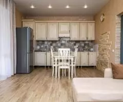 Дом с камином и современным ремонтом - 5