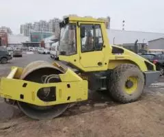 Грунтовый каток Bomag 213, 15 т, полный привод, ТНВД