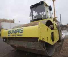 Грунтовый каток Bomag 213, 15 т, полный привод, ТНВД - 4
