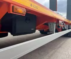 Низкорамный трал 4589PF 2-х осный 2-х скатный оранжевый - 2