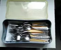 Вилки столовые и чайные ложки (нерж. сталь). - 6