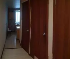 Продам 2 комнаты 25,3 кв. метров со своей лоджией, в 3-х комнатной кв - 5