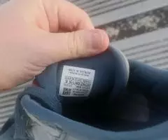 Продаю кроссовки Reebok оригинал 40 размер цвет синий состояние хорошее метро Отрадное - 4