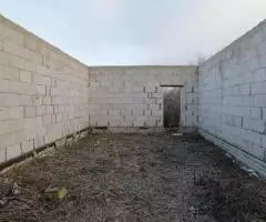 Недостроенное здание под гаражи в с. Кривополянье Чаплыгинского района Липецкой области - 4