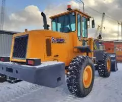 Фронтальник XCMG 321, 2008 г., безупречное состояние - 5