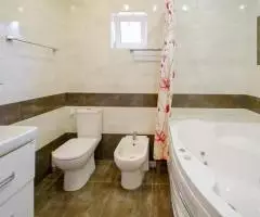 В продаже новый дом с отличным ремонтом - 2