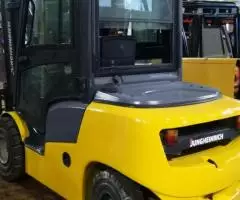 Вилочный погрузчик Jungheinrich TFG 430 - 3