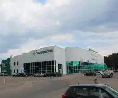 Сдаются в аренду торговые площади от 1 м2 в МОТК Снегири, ГО Истра, ДП Снегири, ул. Московская, 12 - 3