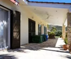 ПРОДАЕТСЯ 3-СПАЛЬНАЯ ВИЛЛА С ПАНОРАМНЫМ ВИДОМ НА МОРЕ В ПАФОСЕ, КИПР - 4