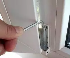 Регулировка пластиковых окон и дверей - 2