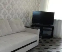 сдам 2к кв. пр. Октябрьский 27 - 2