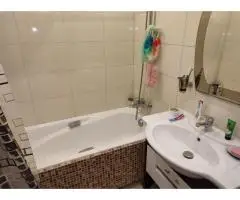 Продаю 1/2 долю в 2-х комнатной квартире 65,4 кв.м. 7/10 этажного, в Санкт-Петербурге Шушары. - 4