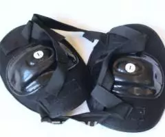 40 размер роликовые коньки наколенники L - 4