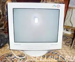 Монитор LG Studioworks 15 трубка - 2