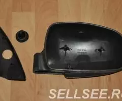Кожух правого зеркала ВАЗ-1118 Лада Калина - 2
