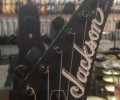 Редкая электрогитара Jackson S-Style Rainbow - 3