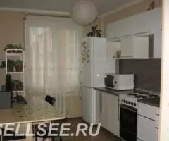 Сдаю 1 комнатную по ул. Ю. Коммунара 6 - 2