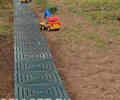 Готовые пластиковые плитки для сборки садовых дорожек - 3