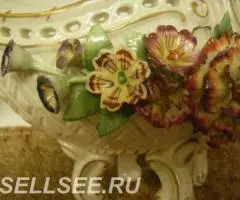 Фарфор Овальная ваза на ножках . Цветы, Резьба - 3